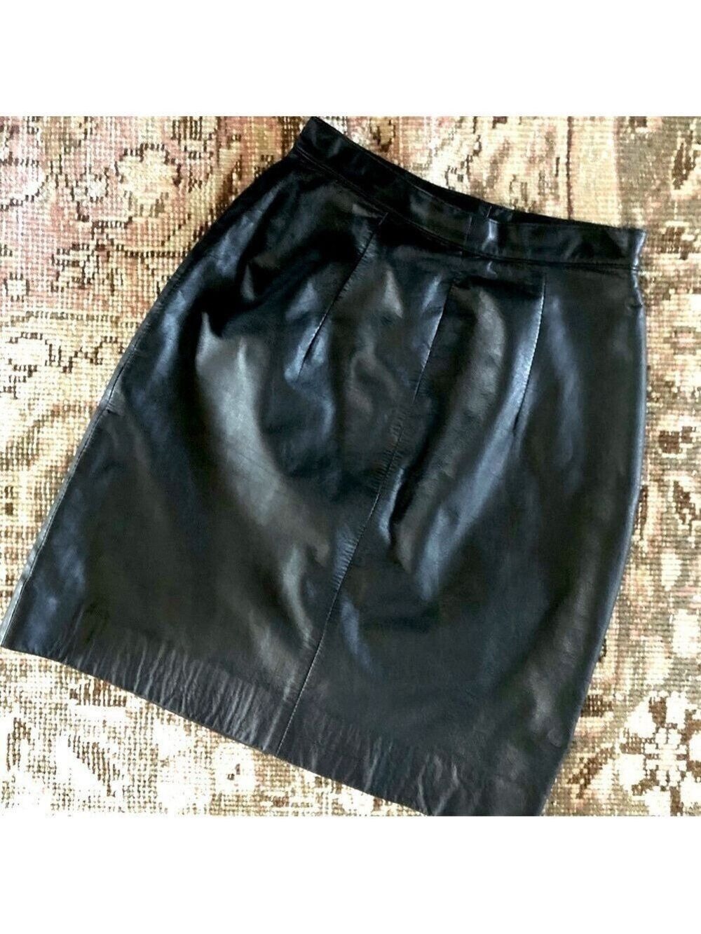 Vintage Black Leather Miniskirt Nordstrom Brass Plum size 3 excellent condition